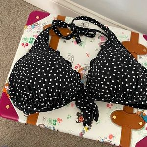 Victoria’s Secret Halter Black White Polka Dot Bikini Swim Top 38DD NWT